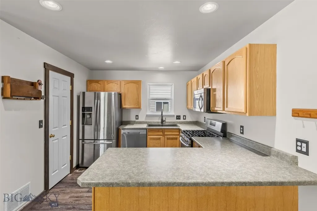 618 N River Rock Drive Belgrade MT 59714