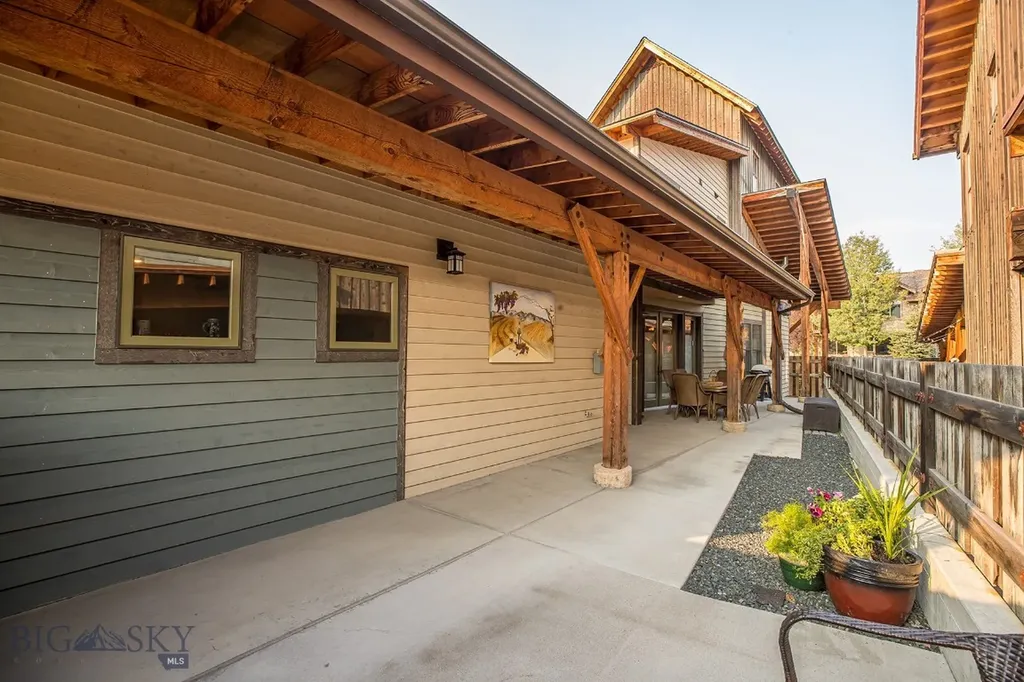 167 Pheasant Tail Lane Big Sky MT 59716