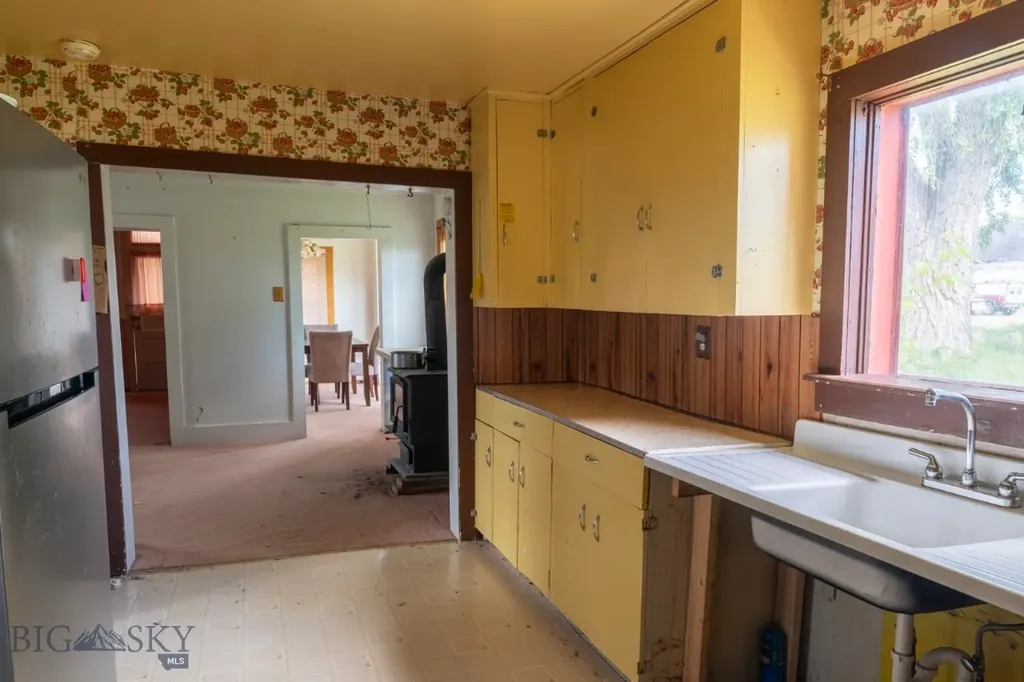 313 Main Street Radersburg MT 59643