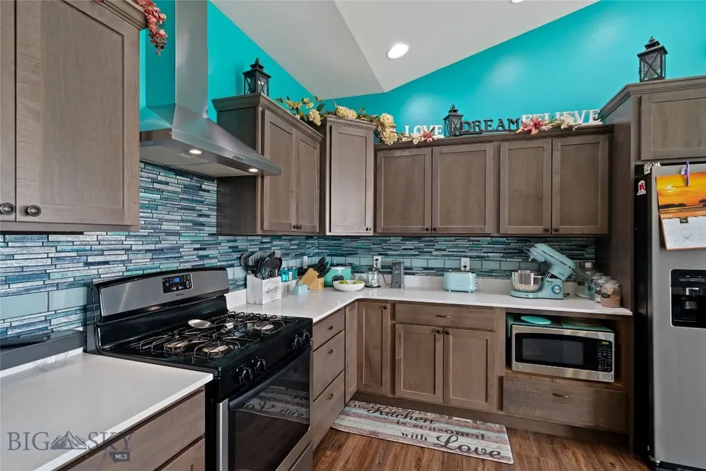 23 Whippoorwill Lane Three Forks MT 59752