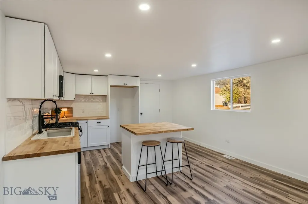 2945 Amherst Avenue Butte MT 59701