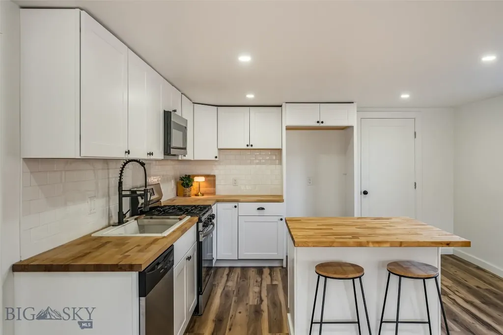 2945 Amherst Avenue Butte MT 59701