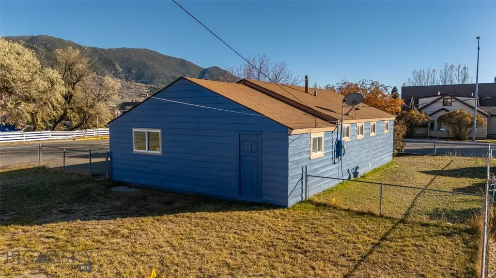 2945 Amherst Avenue Butte MT 59701