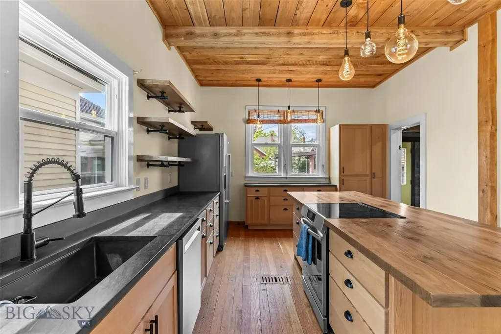 108 S 3rd Street Livingston MT 59047