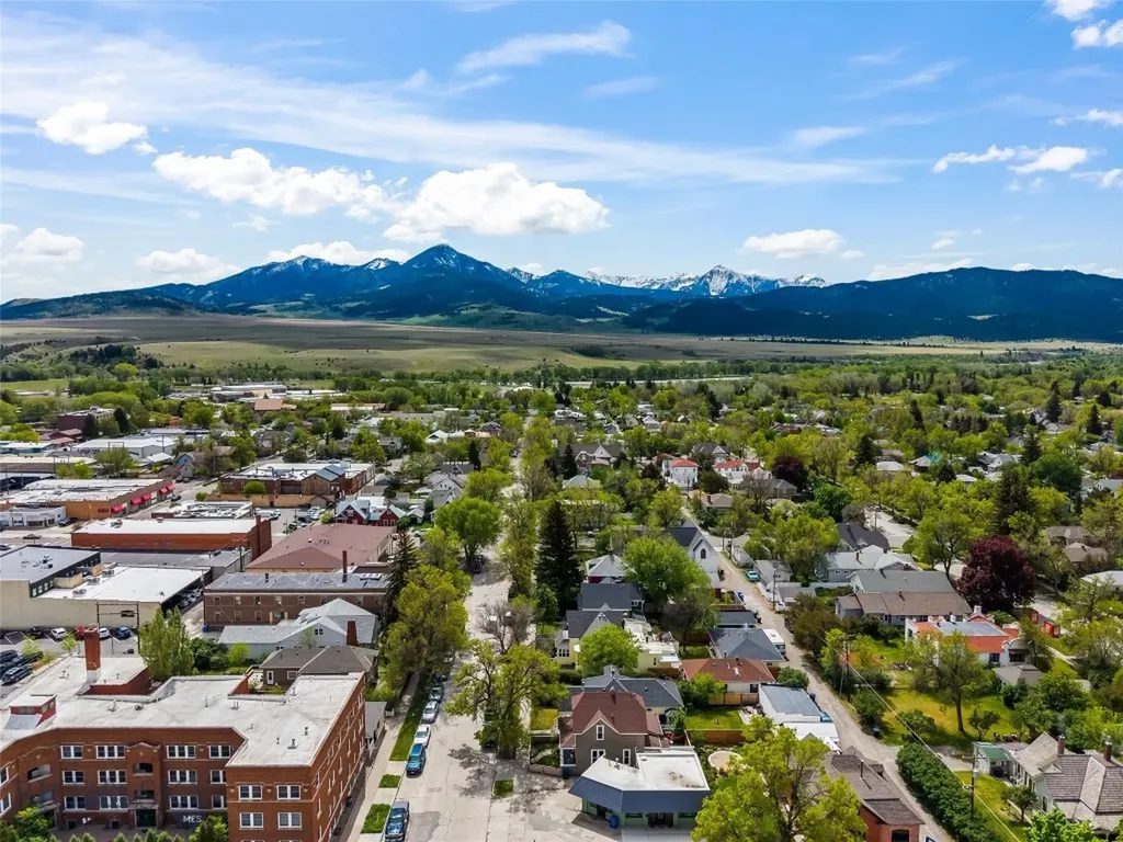 108 S 3rd Street Livingston MT 59047