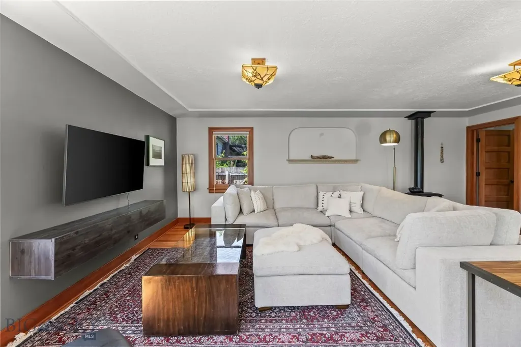 528 N 5th Street Livingston MT 59047