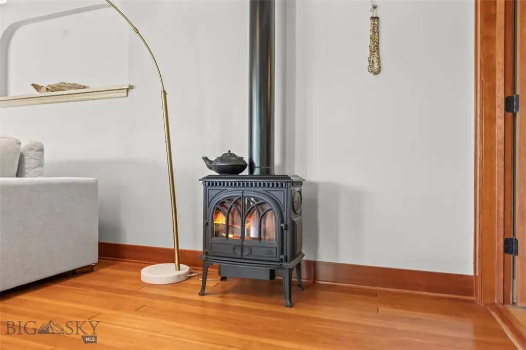 528 N 5th Street Livingston MT 59047