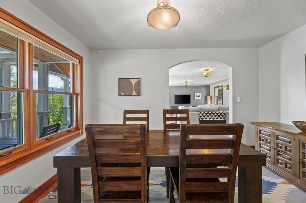 528 N 5th Street Livingston MT 59047