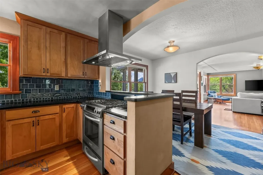 528 N 5th Street Livingston MT 59047