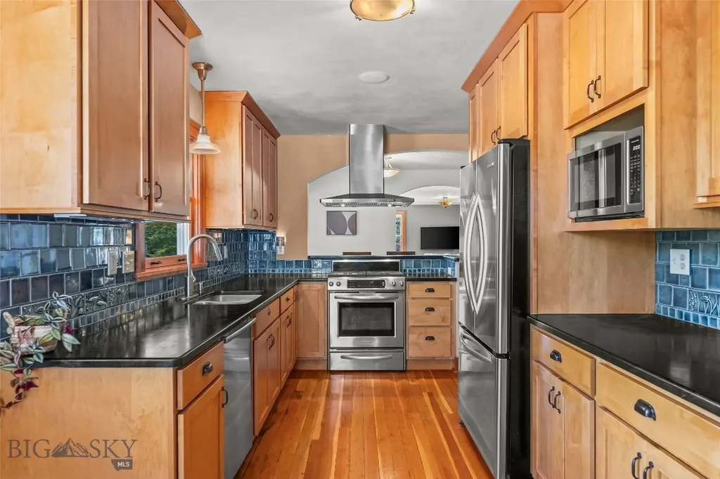 528 N 5th Street Livingston MT 59047