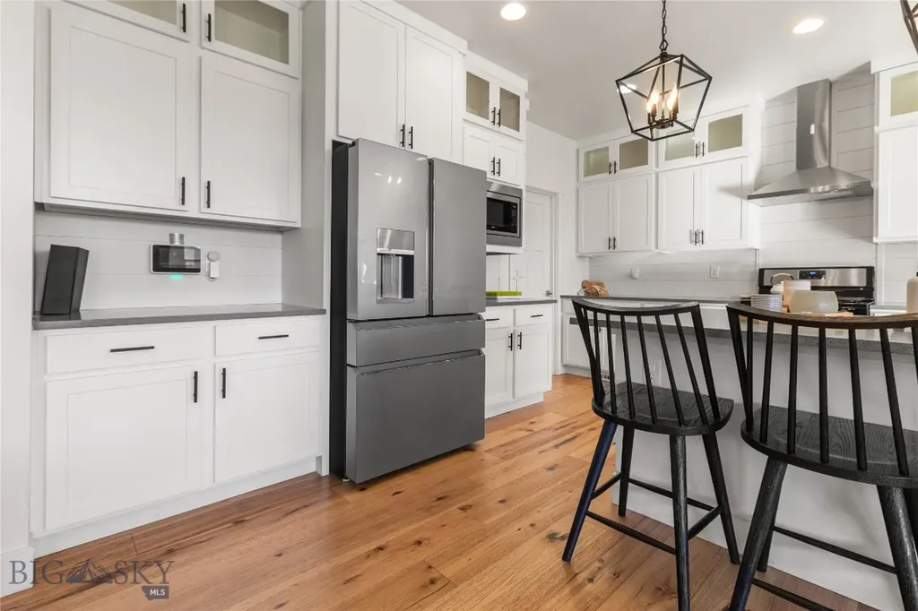 814 Butler Creek Avenue Belgrade MT 59714