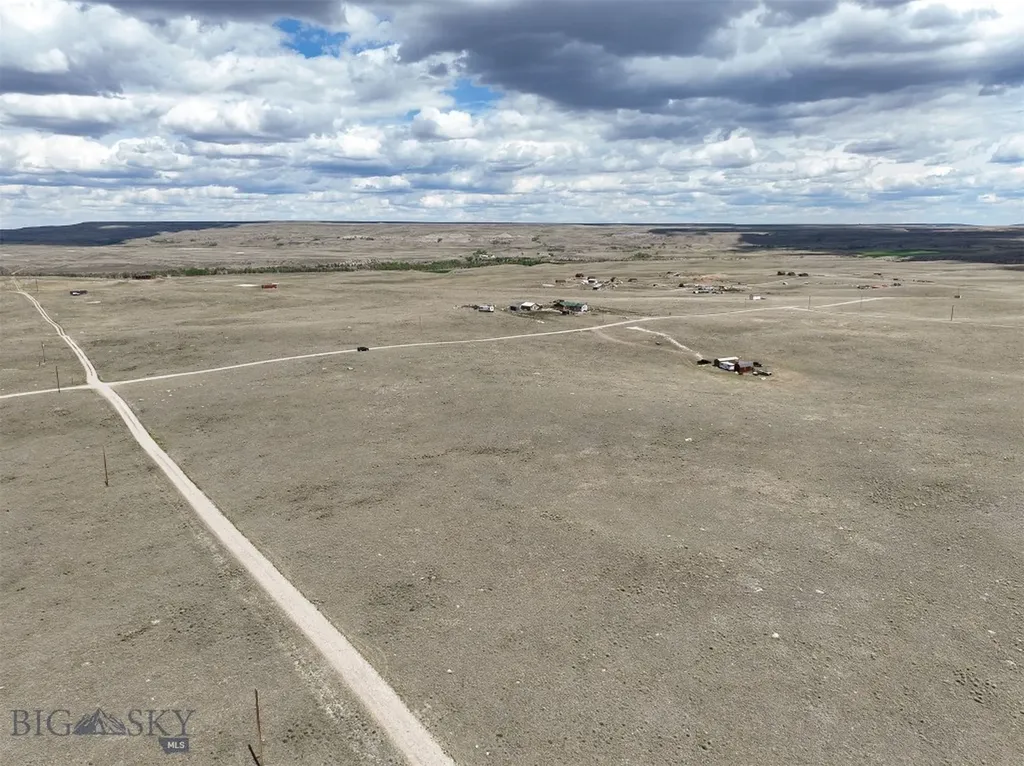 2933 Bitterroot Lane Augusta MT 59410