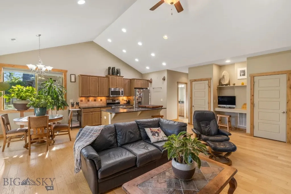168 E Hyalite Peak Drive Bozeman MT 59718
