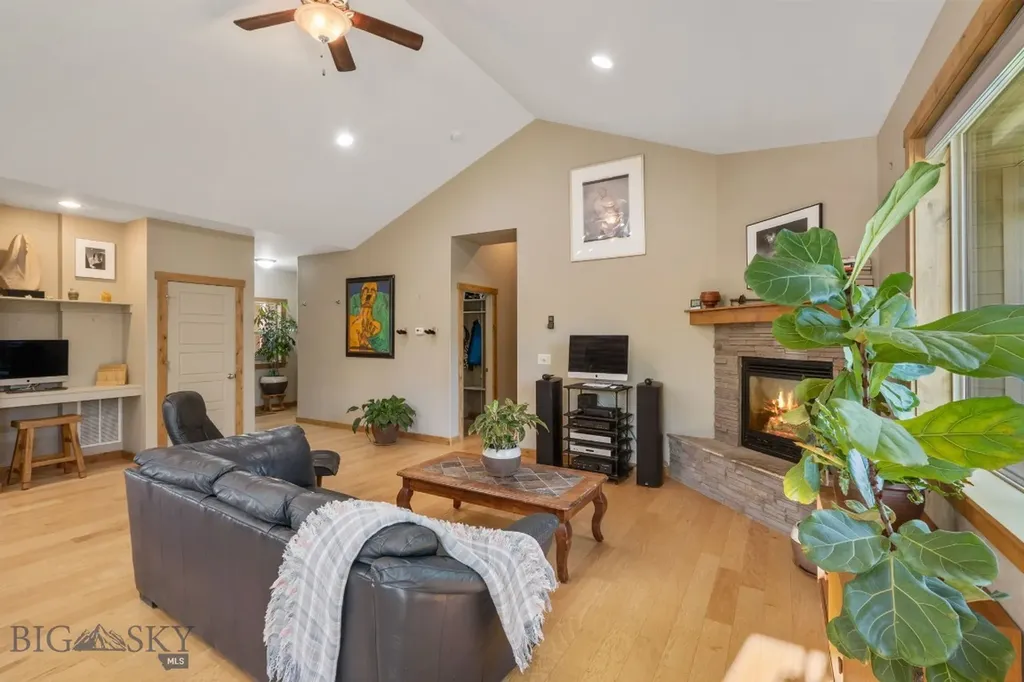 168 E Hyalite Peak Drive Bozeman MT 59718