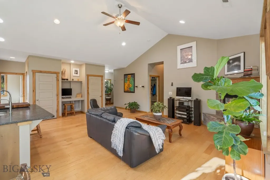 168 E Hyalite Peak Drive Bozeman MT 59718