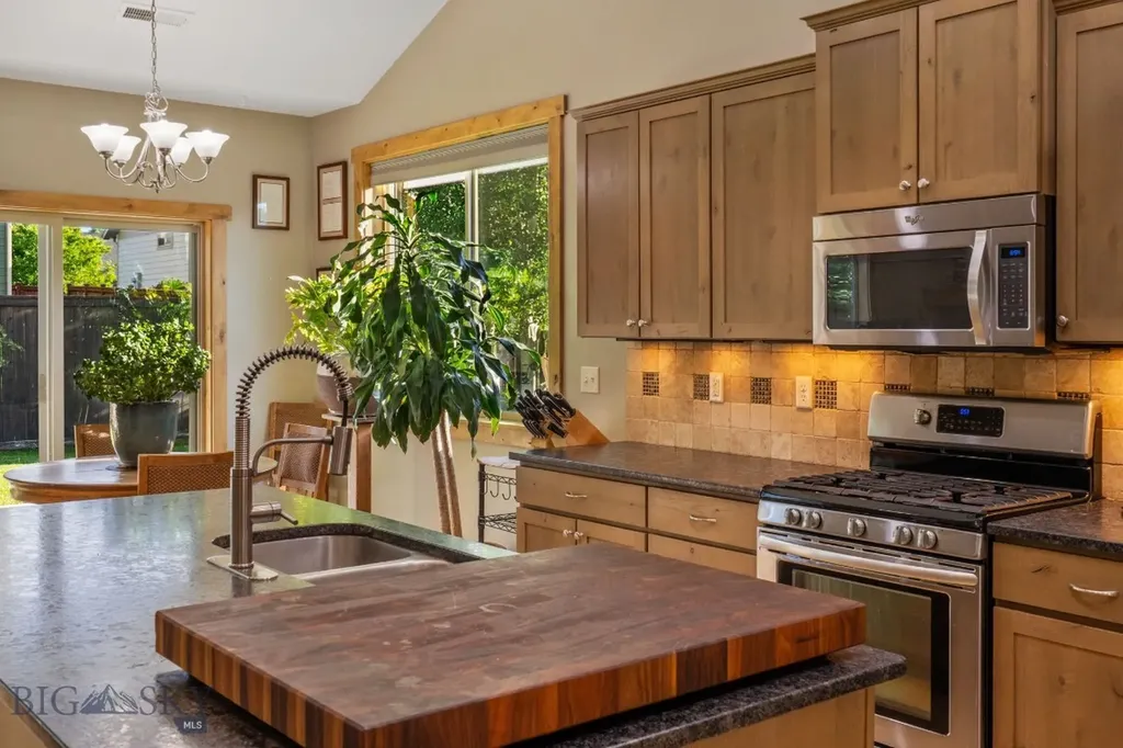 168 E Hyalite Peak Drive Bozeman MT 59718
