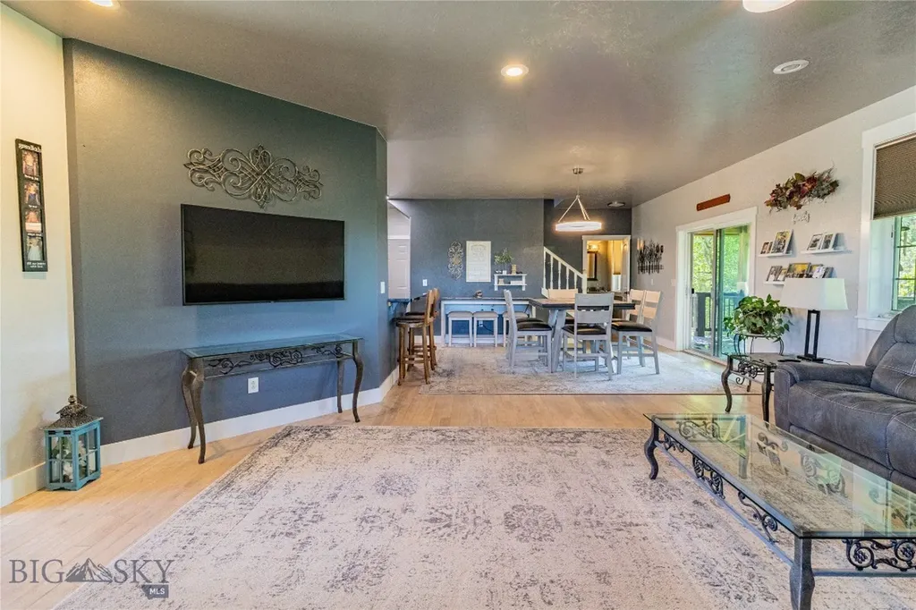 152 Shorty Way Butte MT 59701