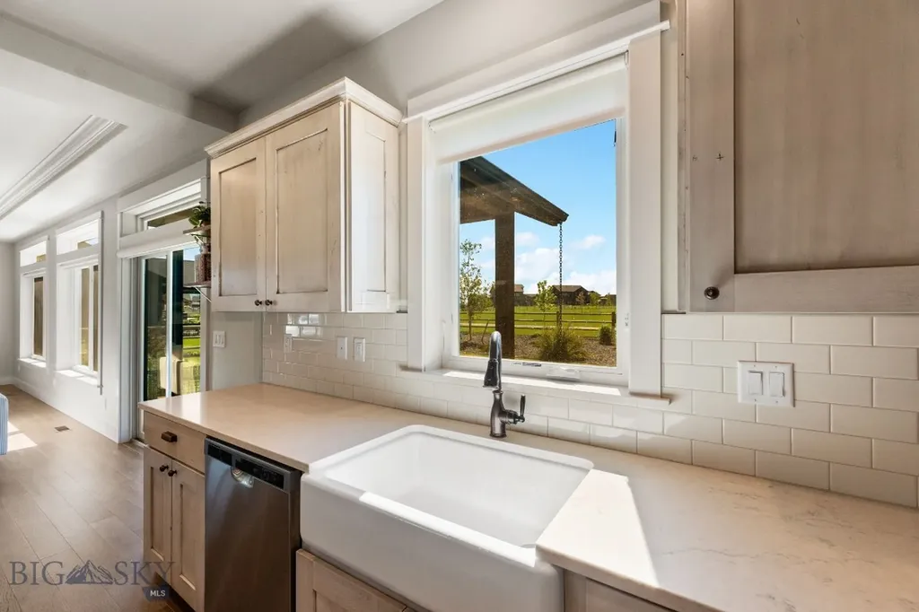 438 White Horse Loop Bozeman MT 59718