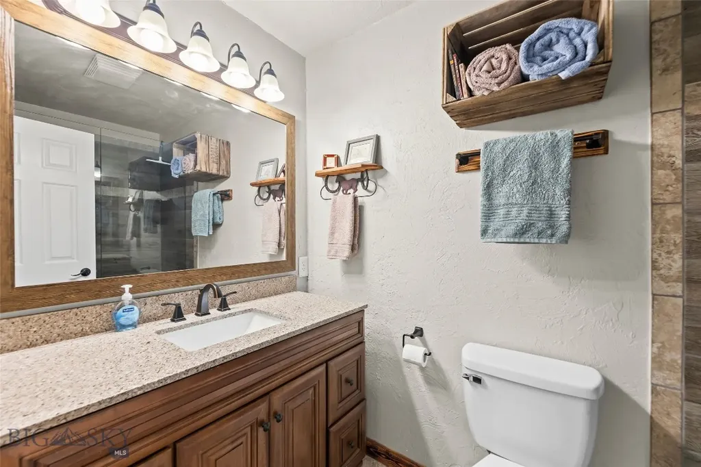 21 Mcpherson Lane Wilsall MT 59086