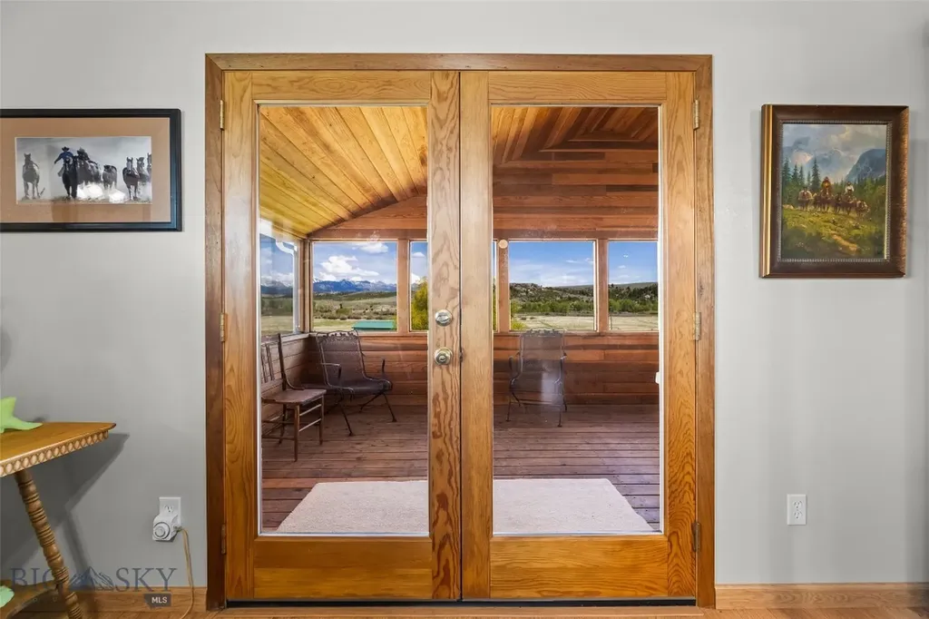 21 Mcpherson Lane Wilsall MT 59086