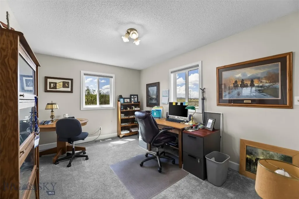 21 Mcpherson Lane Wilsall MT 59086