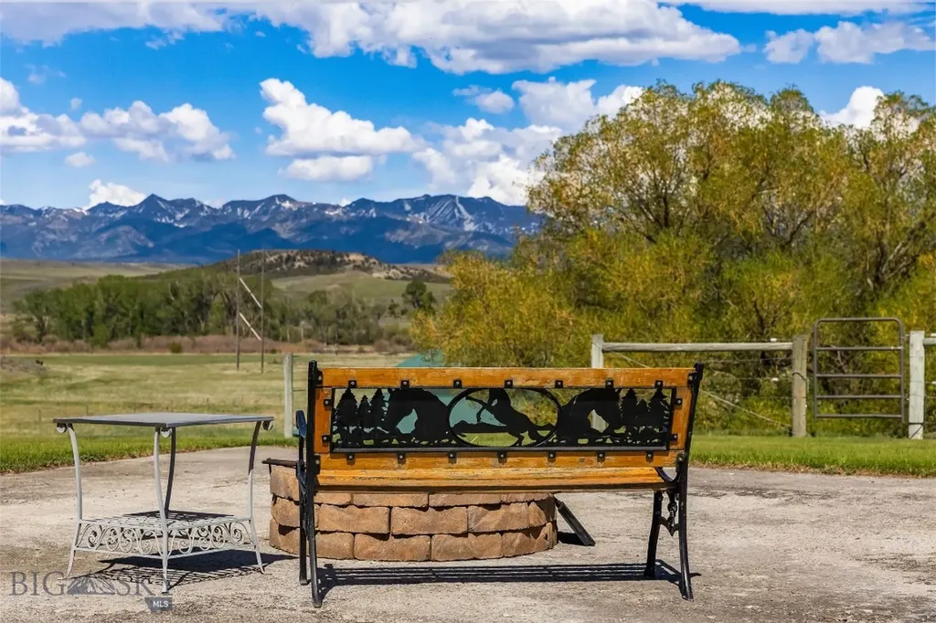 21 Mcpherson Lane Wilsall MT 59086