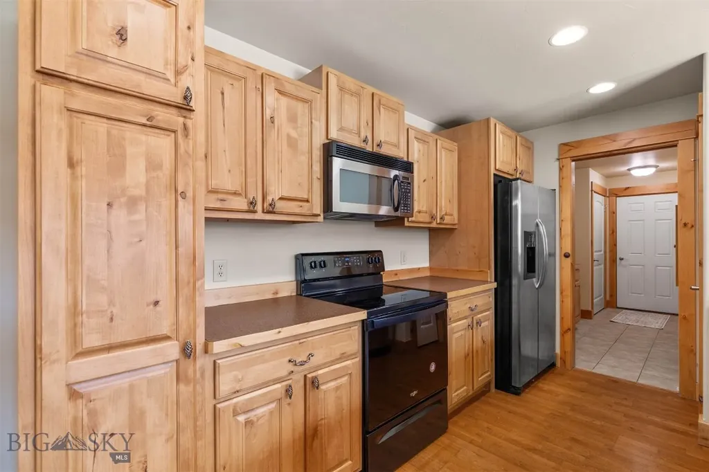 986 Flanders Creek Bozeman MT 59718