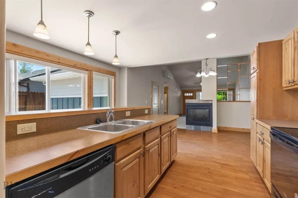 986 Flanders Creek Bozeman MT 59718