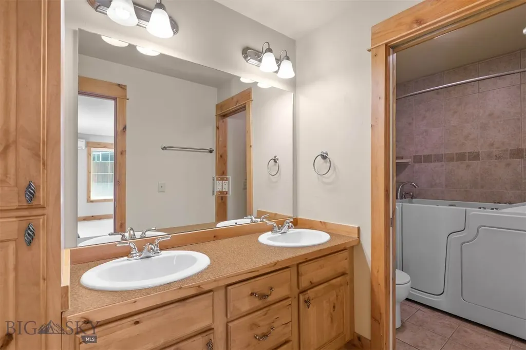 986 Flanders Creek Bozeman MT 59718