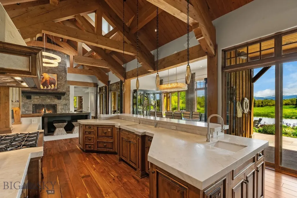 100 Farm View Lane Bozeman MT 59715