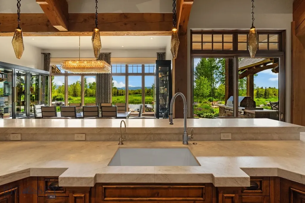 100 Farm View Lane Bozeman MT 59715
