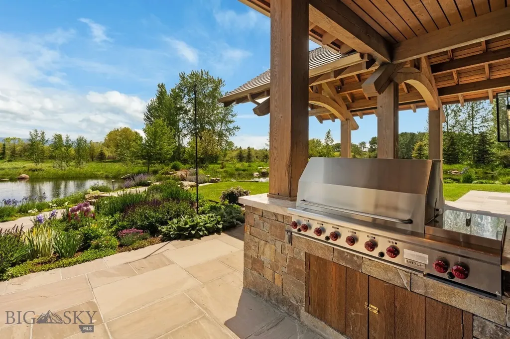 100 Farm View Lane Bozeman MT 59715