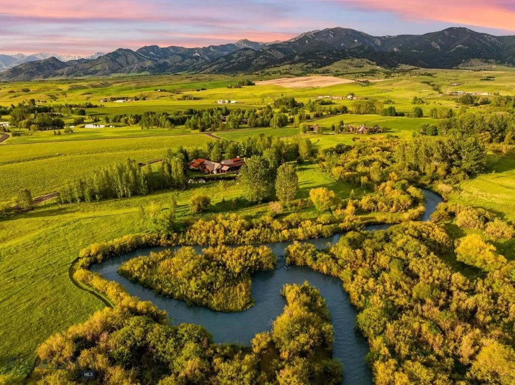 100 Farm View Lane Bozeman MT 59715
