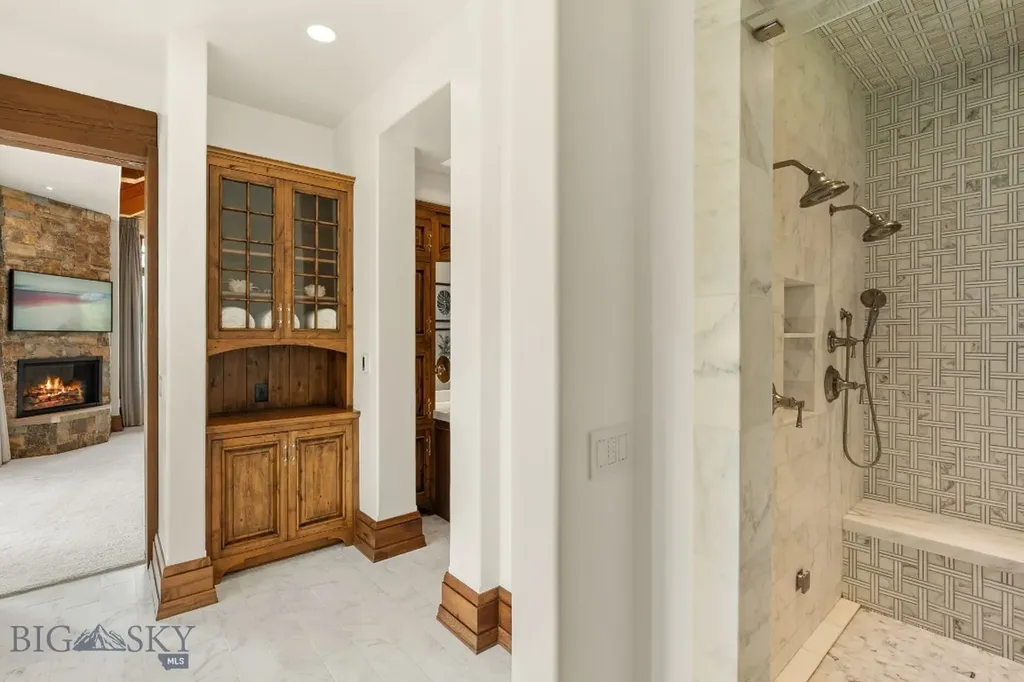 100 Farm View Lane Bozeman MT 59715