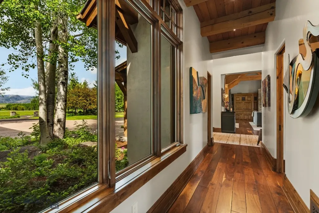 100 Farm View Lane Bozeman MT 59715