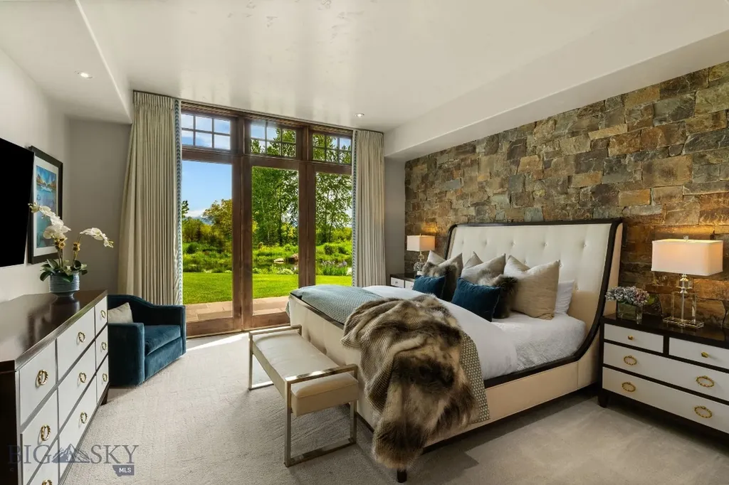 100 Farm View Lane Bozeman MT 59715