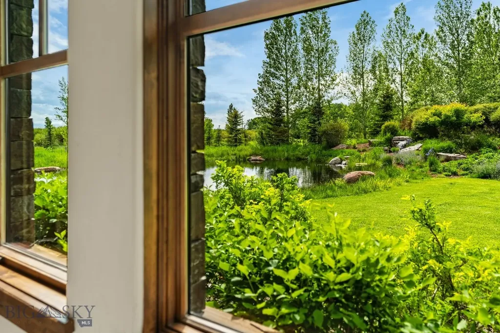 100 Farm View Lane Bozeman MT 59715