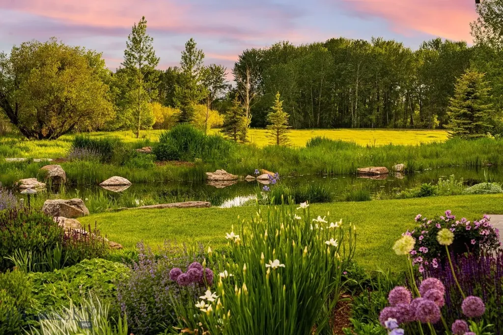 100 Farm View Lane Bozeman MT 59715