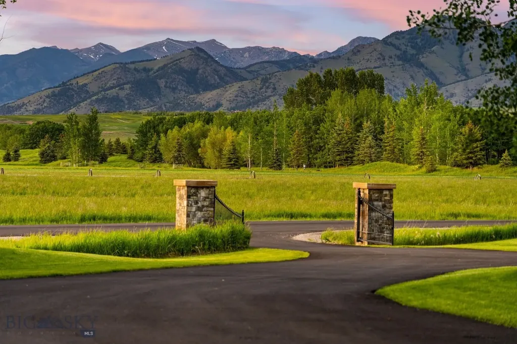 100 Farm View Lane Bozeman MT 59715