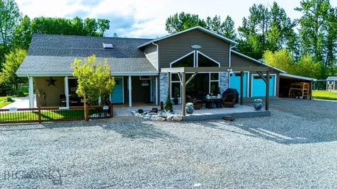 7734 Us Highway 212 Roberts MT 59070