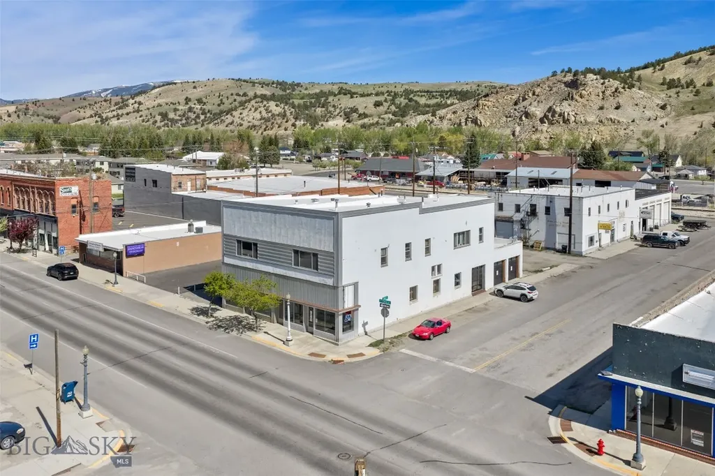 124 E Commercial Avenue Anaconda MT 59711