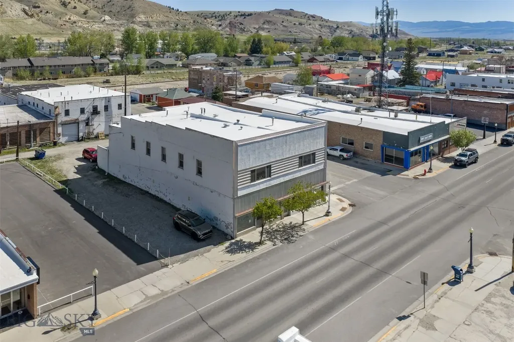 124 E Commercial Avenue Anaconda MT 59711