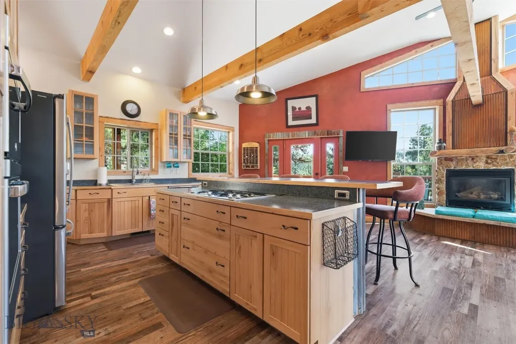 24 Forrest Jefferson City MT 59638