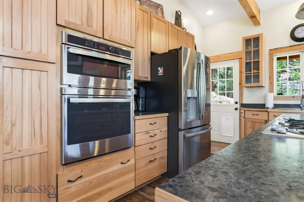 24 Forrest Jefferson City MT 59638