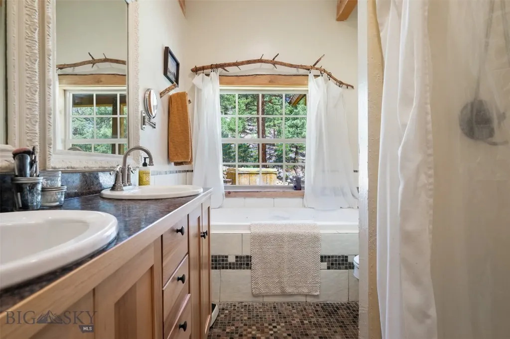 24 Forrest Jefferson City MT 59638