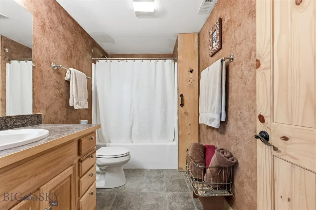 24 Forrest Jefferson City MT 59638