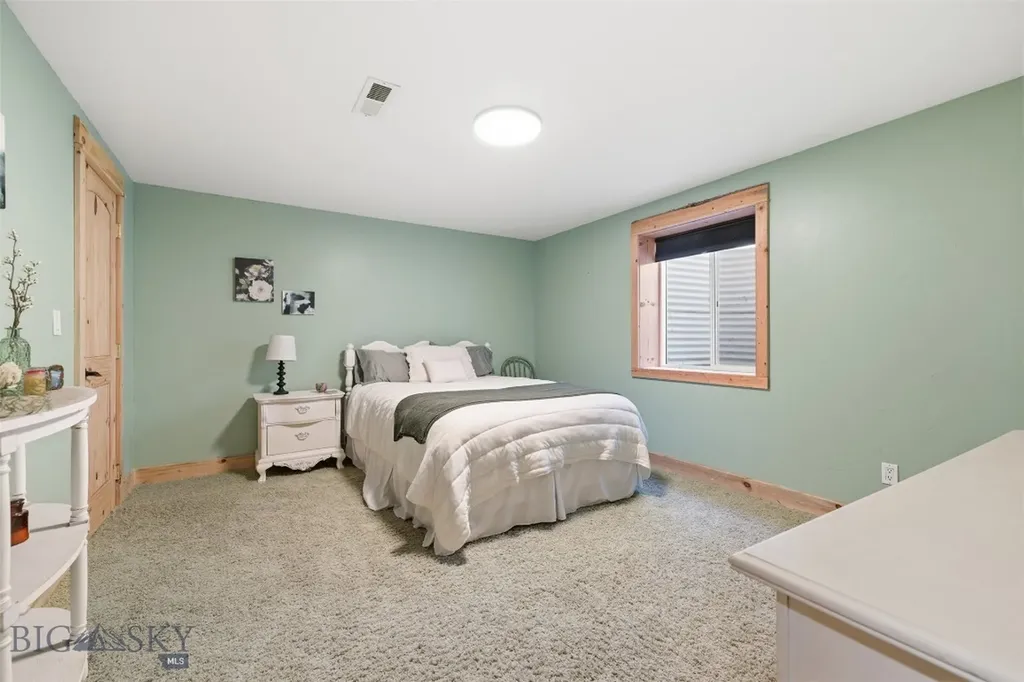 24 Forrest Jefferson City MT 59638