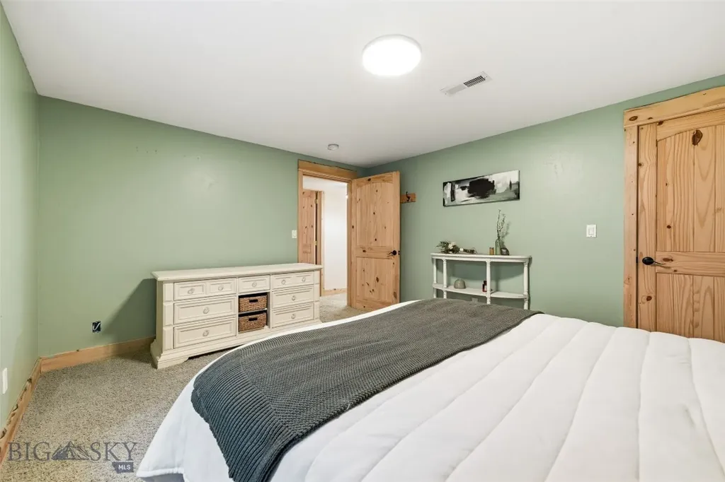 24 Forrest Jefferson City MT 59638