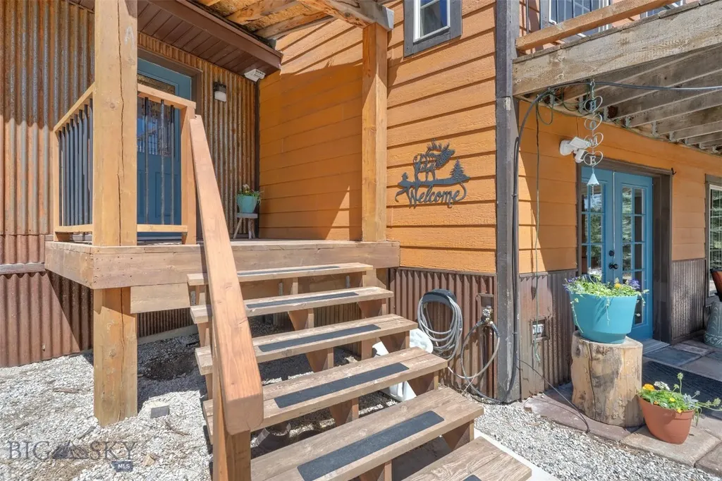 24 Forrest Jefferson City MT 59638