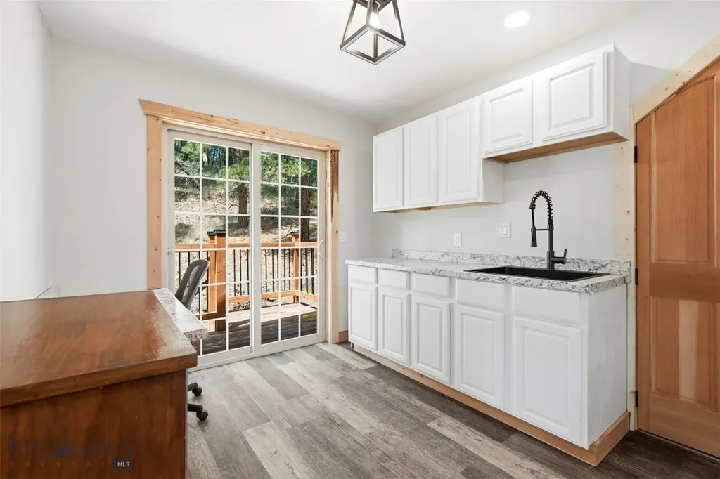 24 Forrest Jefferson City MT 59638